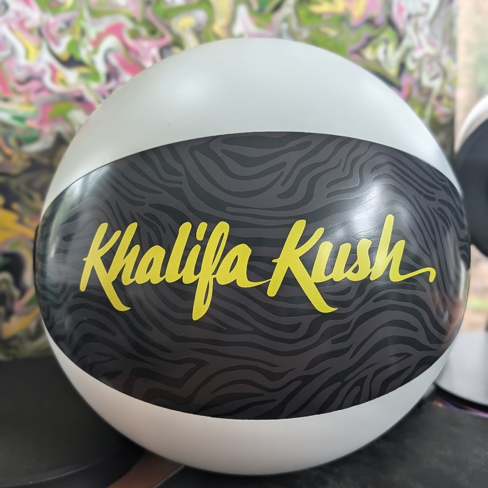 Wiz Khalifa - Khalifa Kush Beach Ball